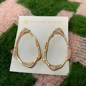Kendra Scott Drop Earrings in Rose Gold